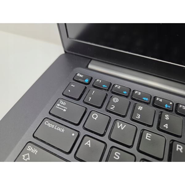 laptop DELL Latitude 7490 i7-8650U 4x 1.9GHz 16GB SSD 256GB Windows 11 FHD