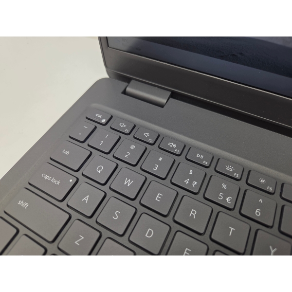 laptop Dell Latitude 3510 i5-10210U 4x 1.6GHz 16GB SSD 256GB REAL FOTO