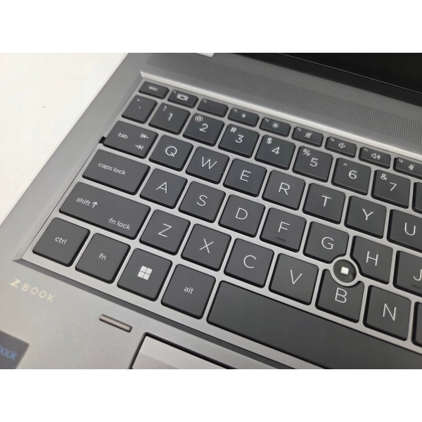 laptop HP ZBook 15 G8 i7-11800H 8x2.3GHz 32GB RAM 512GB SSD Nvidia T1200