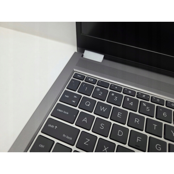 HP ZBook Fury 15 G7 i7-10850H 6X 2.7GHz 32GB RAM 512GB SSD T2000 Real Foto