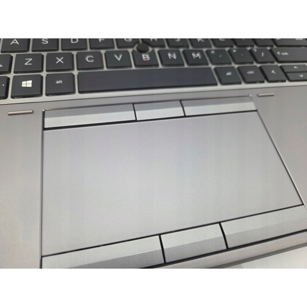 HP ZBook Fury 15 G7 i7-10850H 6X 2.7GHz 32GB RAM 512GB SSD T2000 Real Foto