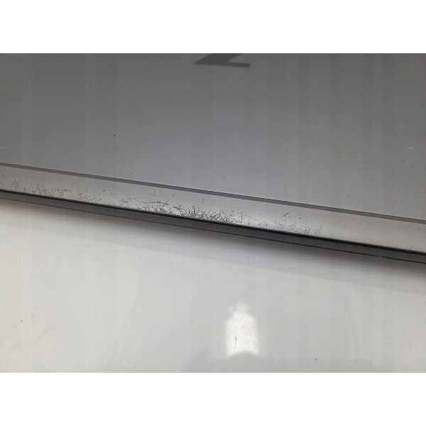 HP ZBook Fury 15 G7 i7-10850H 6X 2.7GHz 32GB RAM 512GB SSD T2000 Real Foto