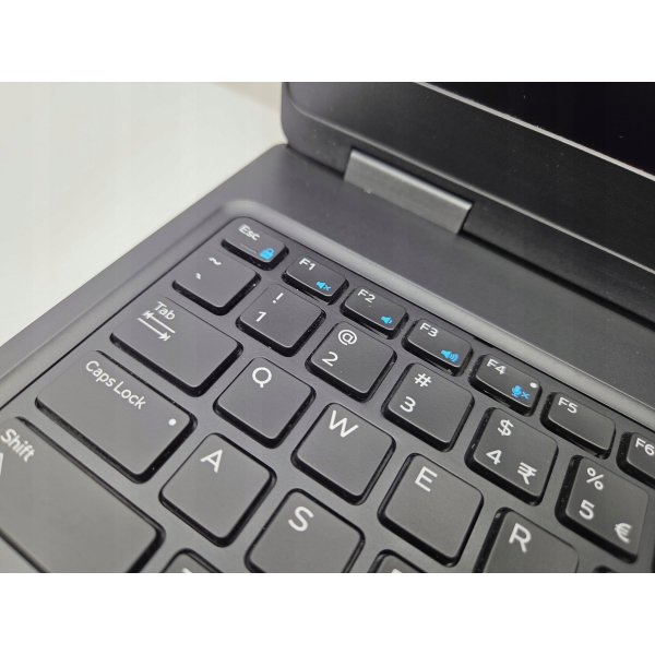 Laptop DELL Latitude 5580 i5-7300U 2x2.6GHz 8GB SSD 256GB Full HD Win11 Pro