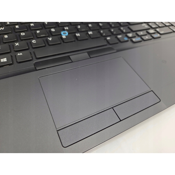 Laptop DELL Latitude 5580 i5-7300U 2x2.6GHz 8GB SSD 256GB Full HD Win11 Pro