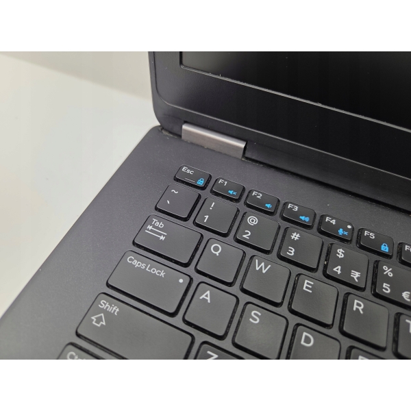 laptop DELL LATITUDE E7270 I5-6300U 2x2.4GHz 8GB RAM SSD 256GB Real Foto