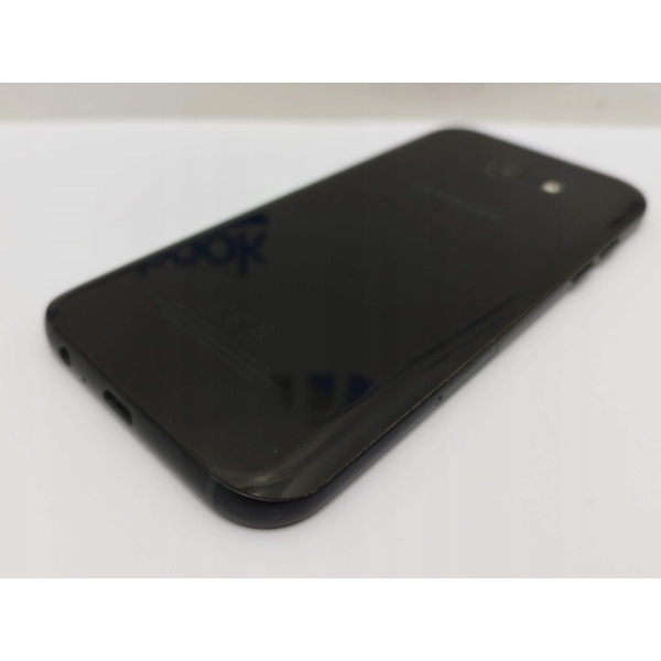 Smartfon Samsung Galaxy A5 3 GB / 32 GB 4G (LTE) czarny sprawny testowany