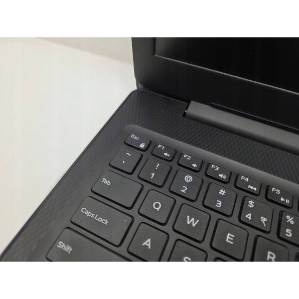 laptop Dell INSPIRON 3584 Core i3 2x 2.3GHz 8GB RAM 256GB SSD FHD WIN11